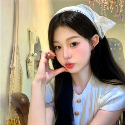 七位女俘虏封面